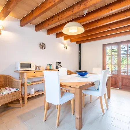 Marilen Villa